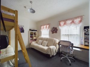 Bedroom - click for photo gallery